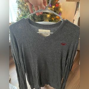 Hollister sweater